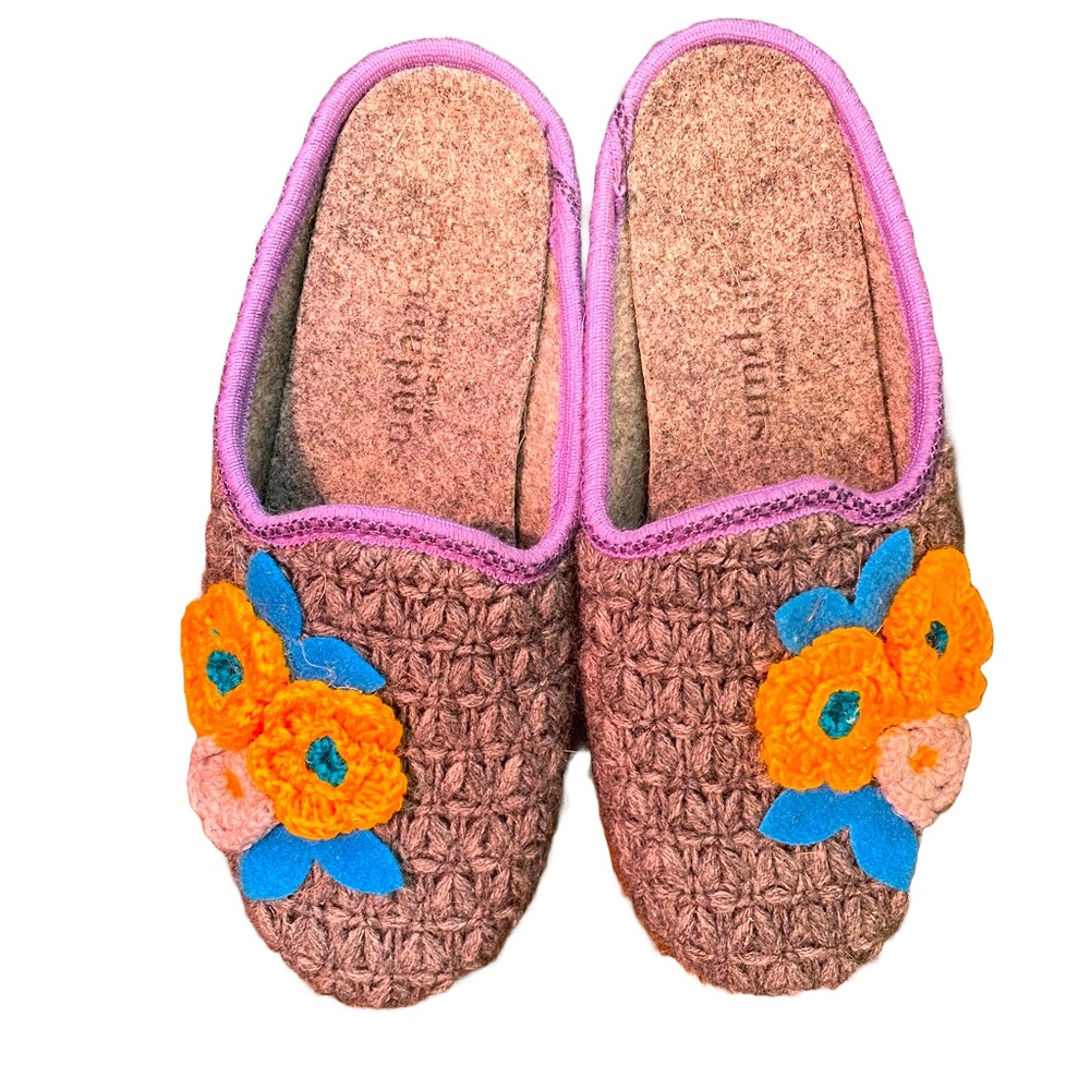 Sundance catalog Poesie Slippers in Gray wool scuffs size 39